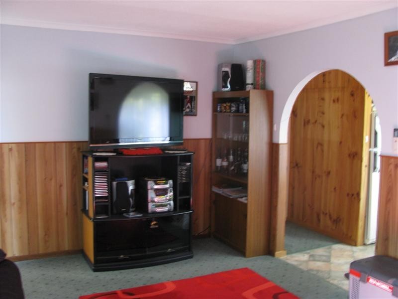 4 Ninth Street, Eildon VIC 3713