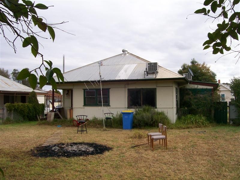 27 and 29 Hampden St, Finley NSW 2713