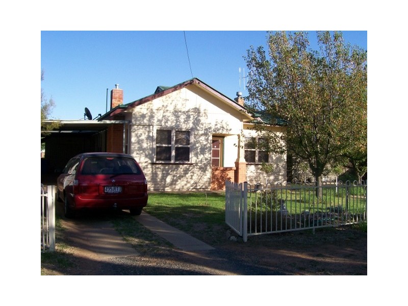 69 COREE ST, Finley NSW 2713