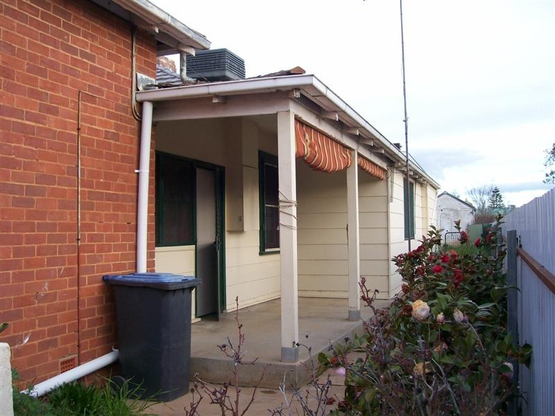 Oaklands NSW 2646