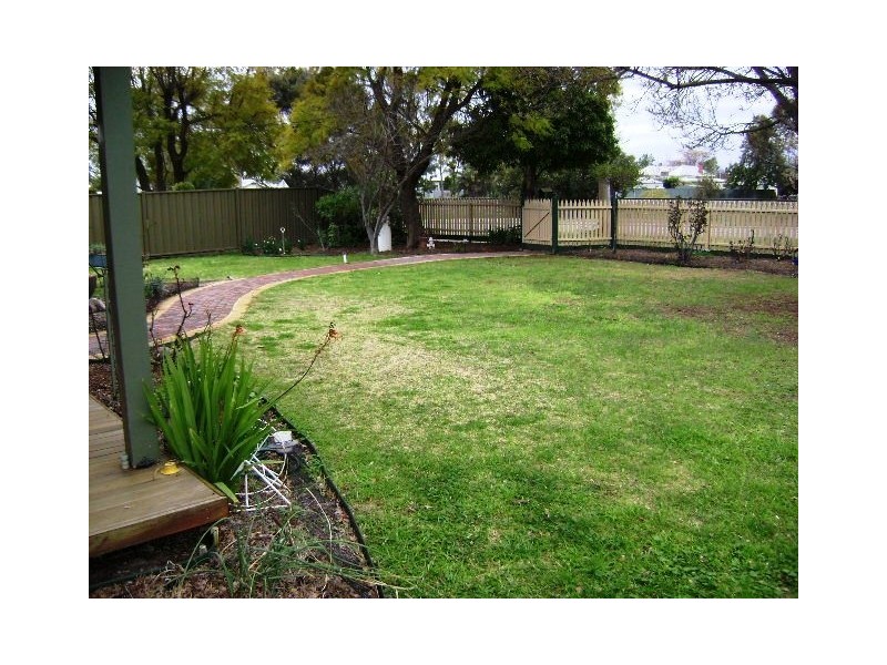 64 Albert Street, Kerang VIC 3579