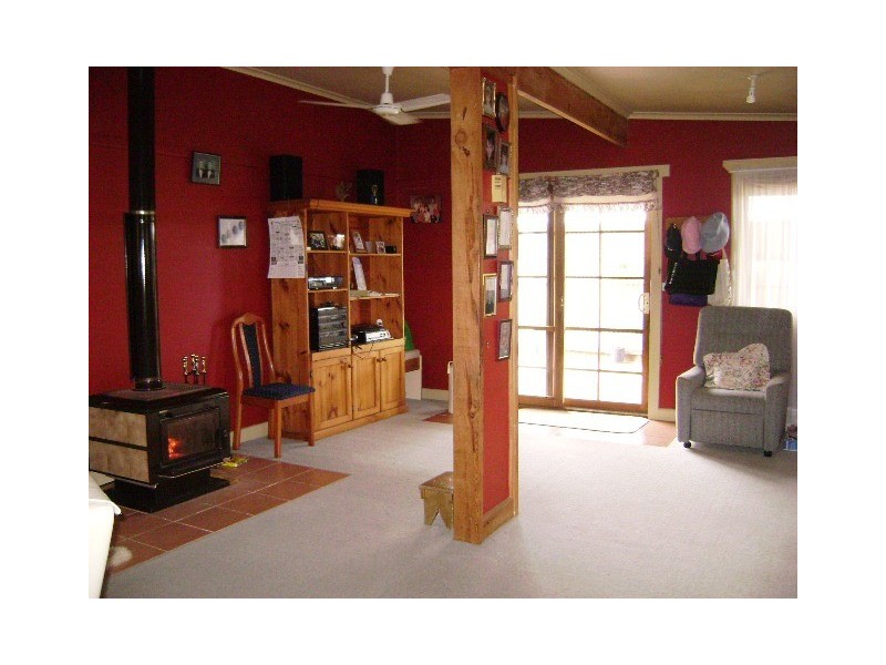 64 Albert Street, Kerang VIC 3579