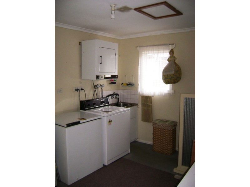 64 Albert Street, Kerang VIC 3579