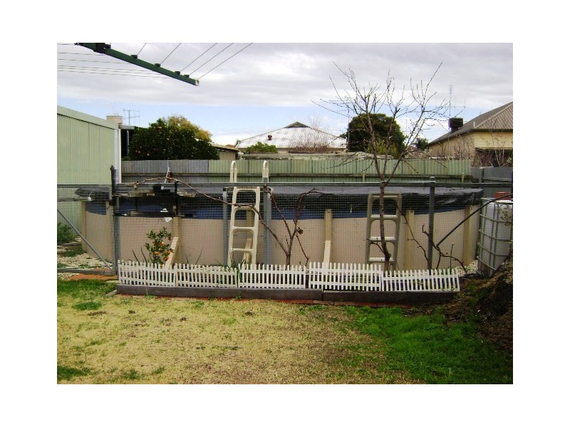 64 Albert Street, Kerang VIC 3579