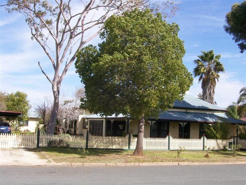 80 Mahonga St, Jerilderie NSW 2716
