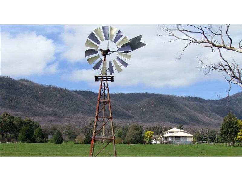 42 South Cathedral Lane, Buxton VIC 3711