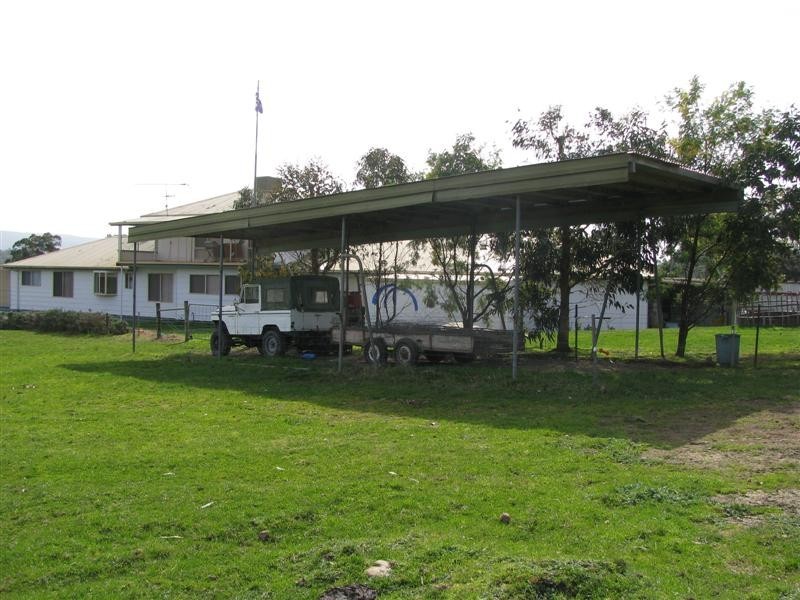 42 South Cathedral Lane, Buxton VIC 3711