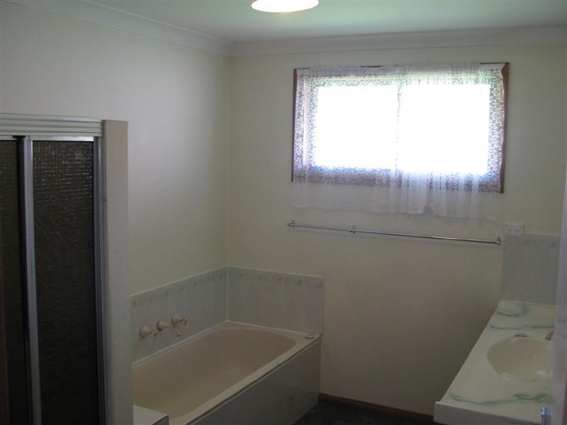 31 Mareeba Ave, Buxton VIC 3711