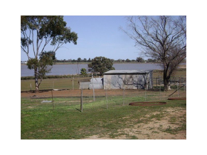 46 Lake Charm East Road, Lake Charm VIC 3581