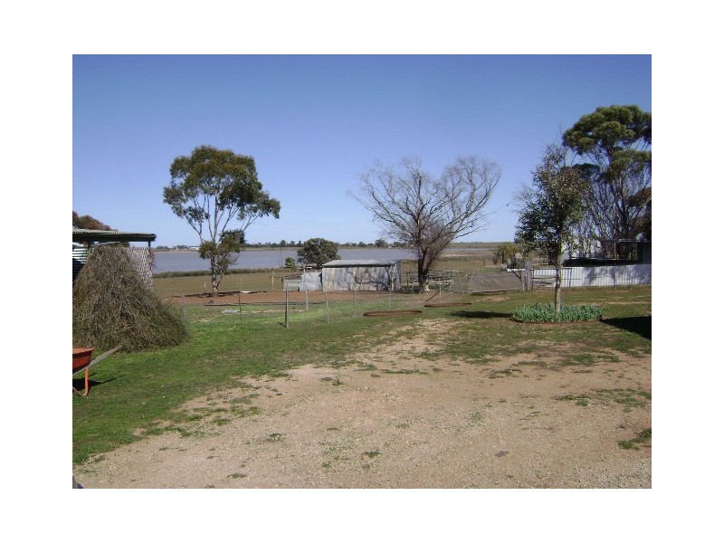 46 Lake Charm East Road, Lake Charm VIC 3581
