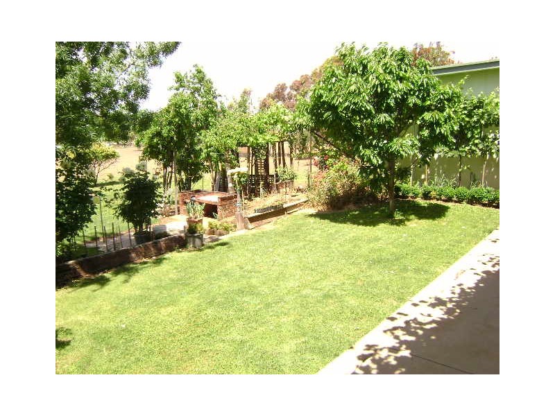 46 Lake Charm East Road, Lake Charm VIC 3581