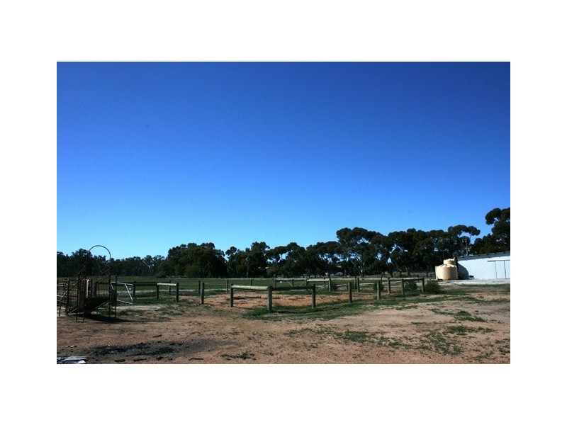 Swan Hill VIC 3585