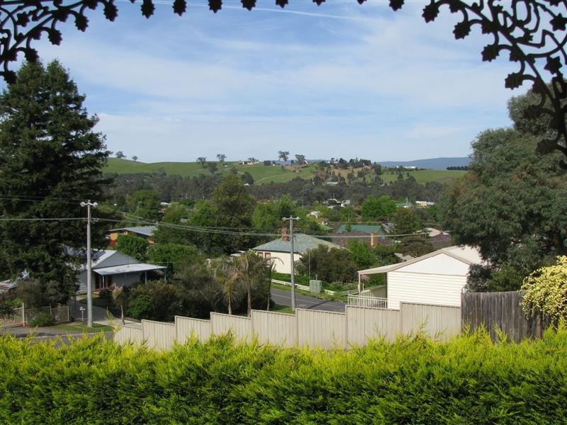 35 Cooper Street, Alexandra VIC 3714