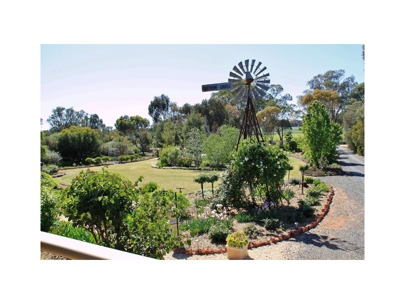 303 River Road, Nyah VIC 3594