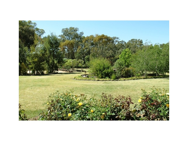 303 River Road, Nyah VIC 3594