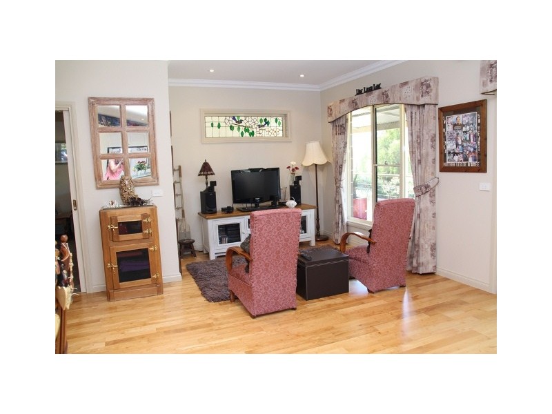 303 River Road, Nyah VIC 3594