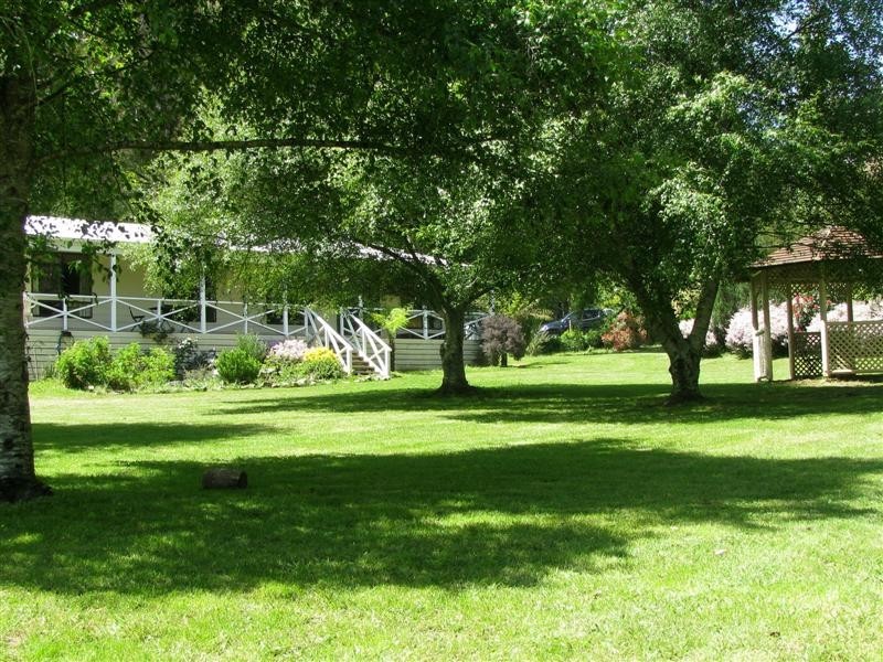13 Marysville Road, Buxton VIC 3711