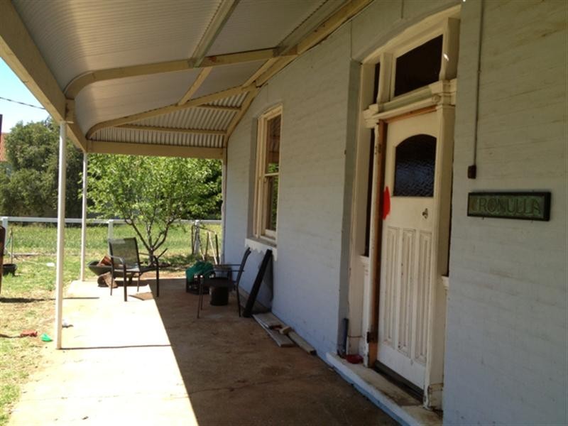 Oaklands NSW 2646