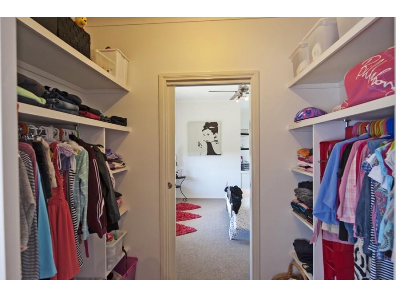 10 Hocking Drive, Swan Hill VIC 3585