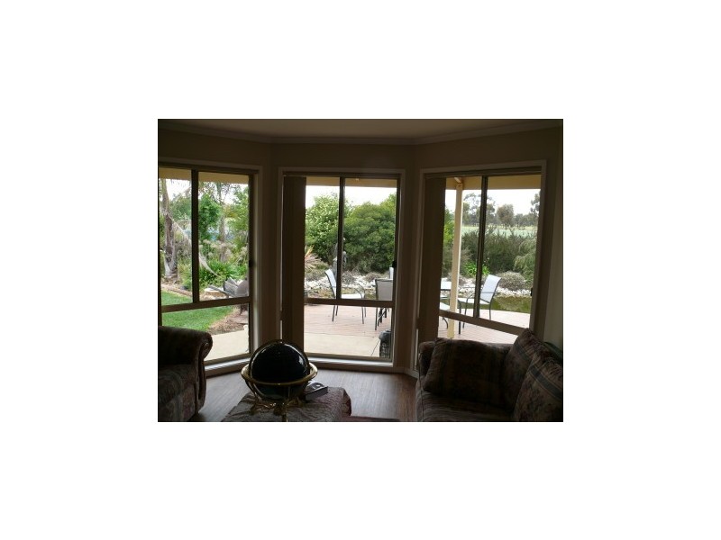 894 Cobb Highway, Moama NSW 2731