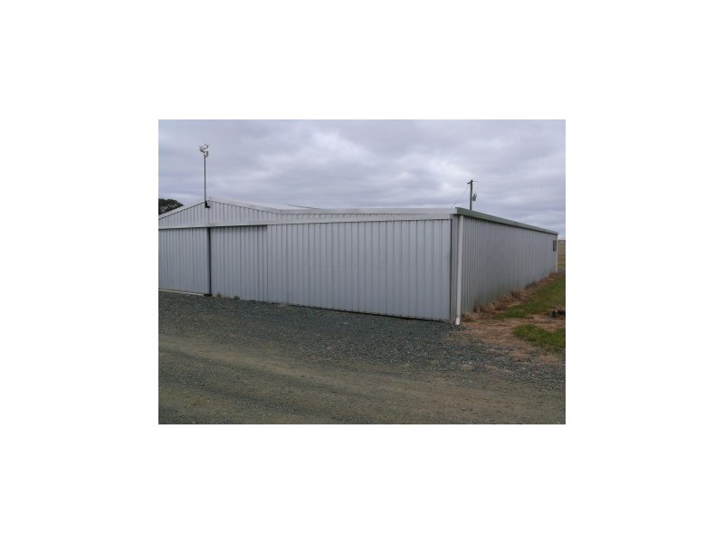 894 Cobb Highway, Moama NSW 2731