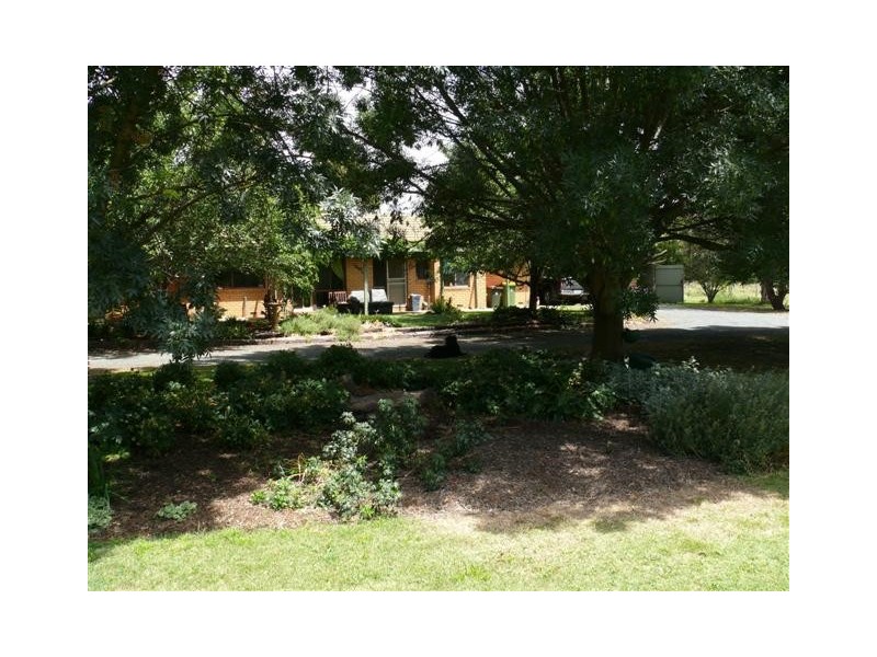 6388 Murray-Valley Highway, Echuca VIC 3564