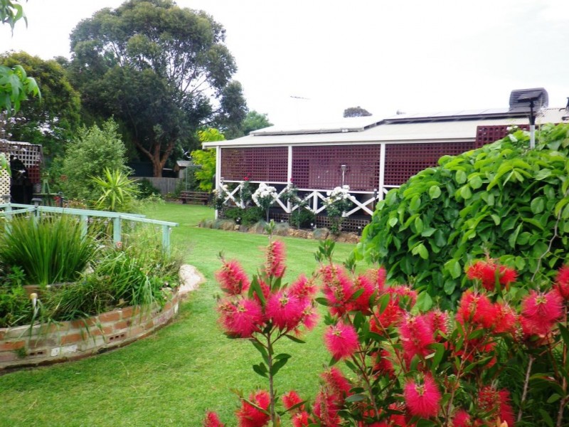 73 Moore Street, Rosedale VIC 3847