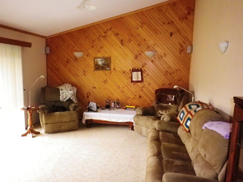73 Moore Street, Rosedale VIC 3847