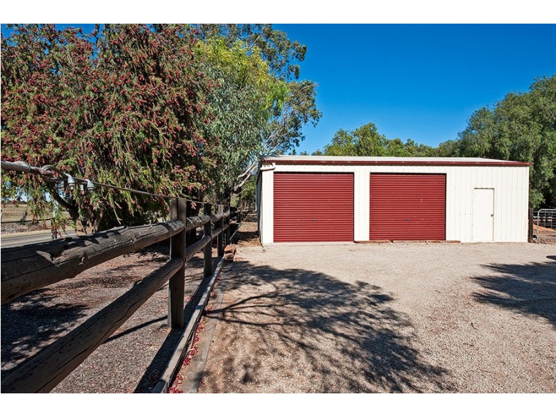 6 Tyntynder South Road, Swan Hill VIC 3585