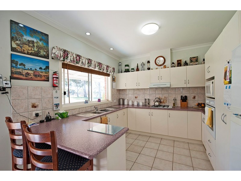 6 Tyntynder South Road, Swan Hill VIC 3585