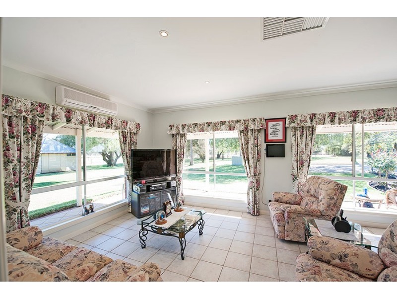 6 Tyntynder South Road, Swan Hill VIC 3585