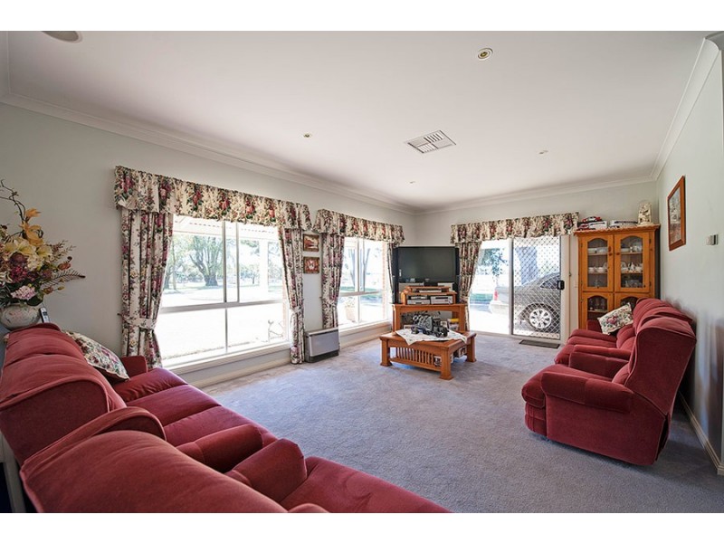 6 Tyntynder South Road, Swan Hill VIC 3585