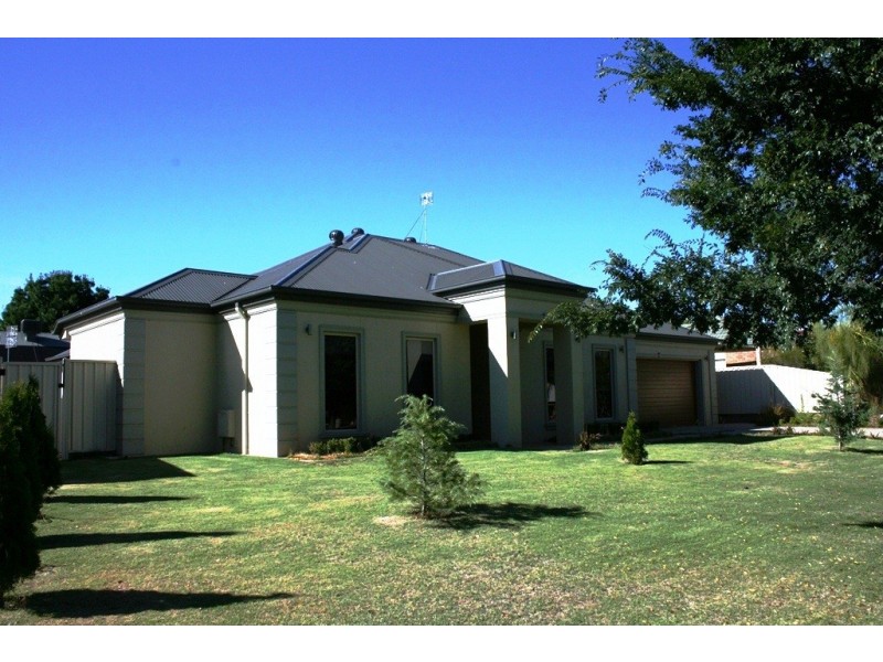 11 Currawong Court Murray Downs Via, Swan Hill VIC 3585