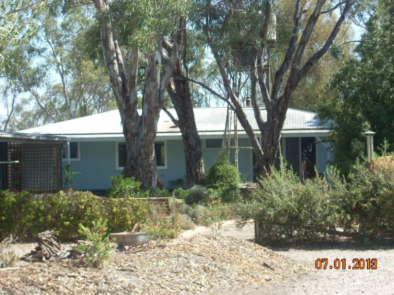 450 Murrabit West Road, Murrabit West VIC 3579