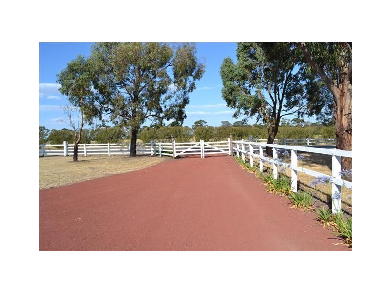 Gisborne South VIC 3437