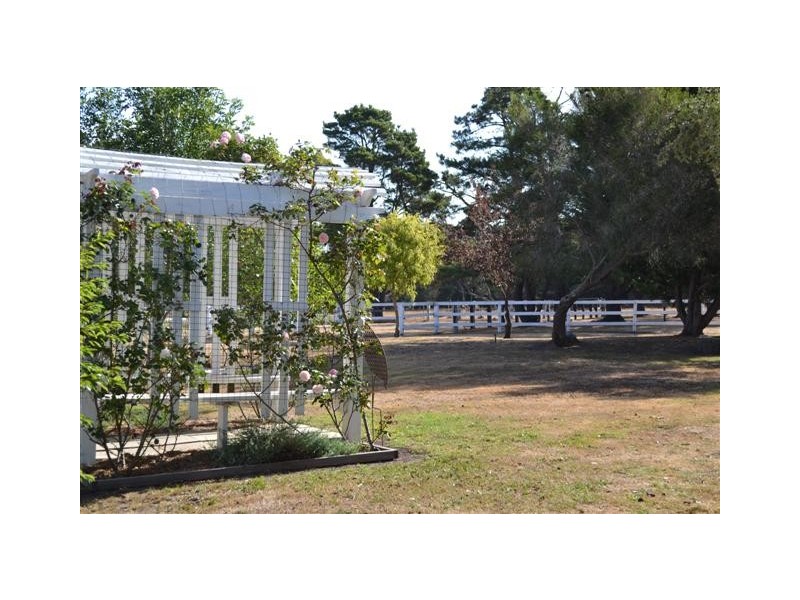 Gisborne South VIC 3437