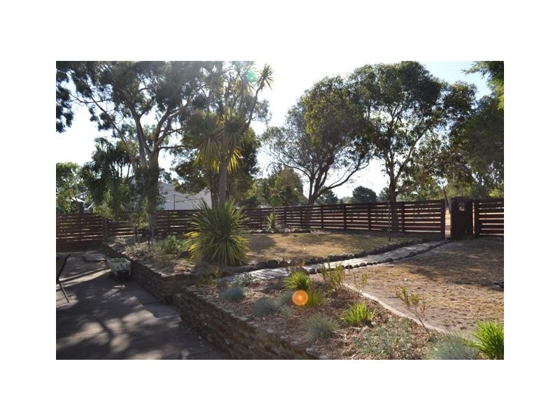 Gisborne South VIC 3437