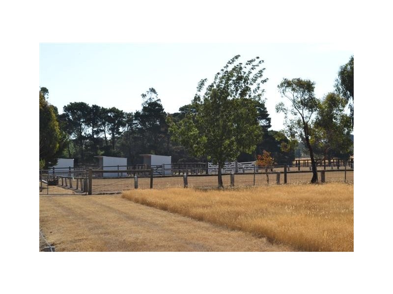 Gisborne South VIC 3437