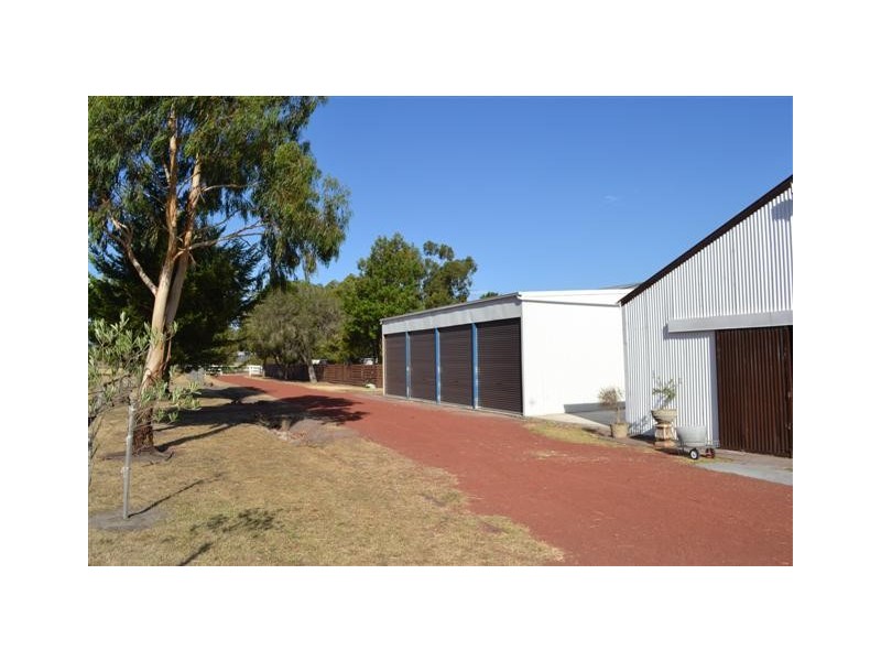 Gisborne South VIC 3437