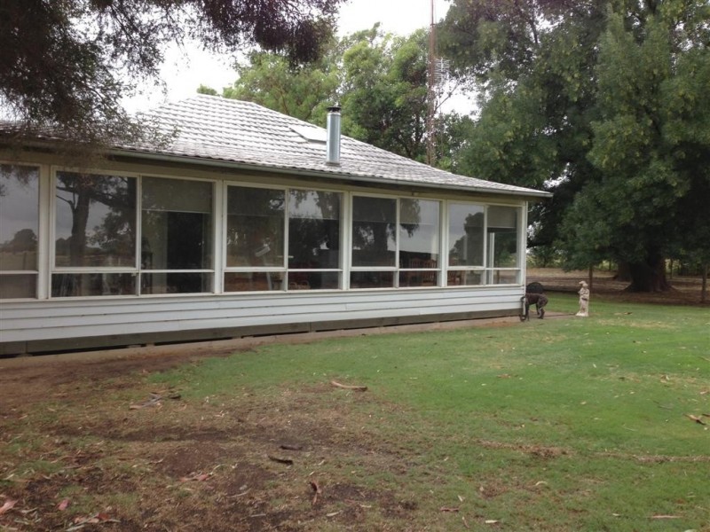 307 Kervins Road, Cohuna VIC 3568