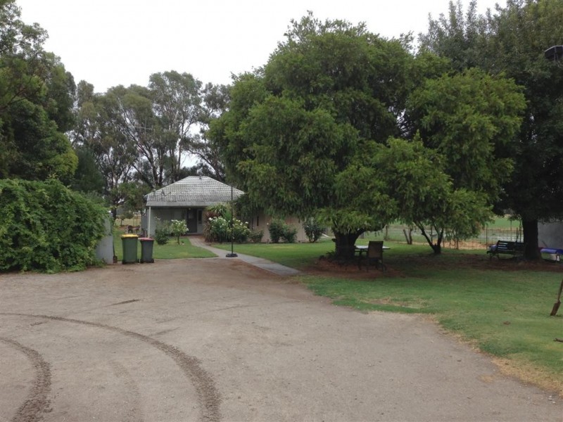 307 Kervins Road, Cohuna VIC 3568