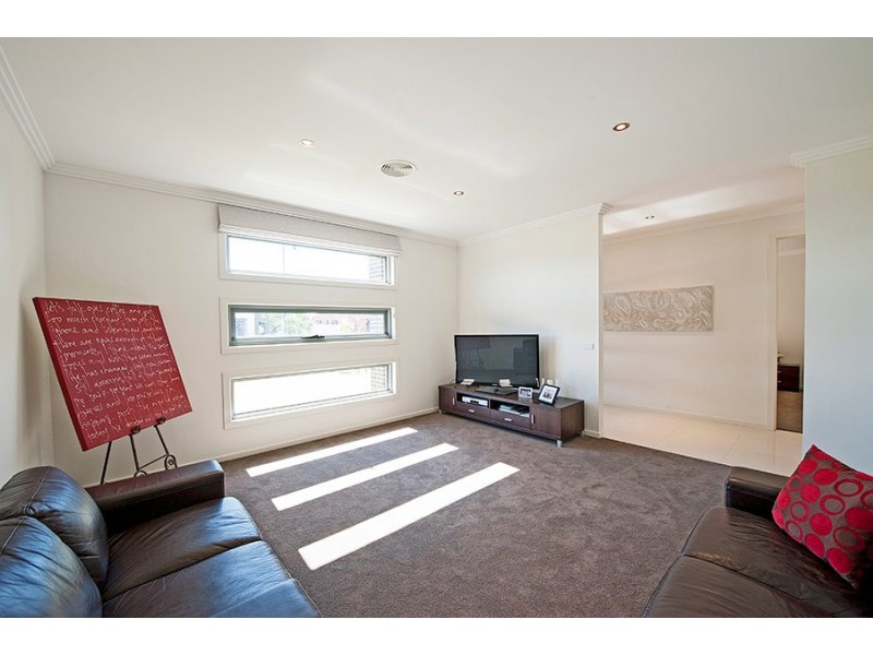 11 Redgum Street, Swan Hill VIC 3585