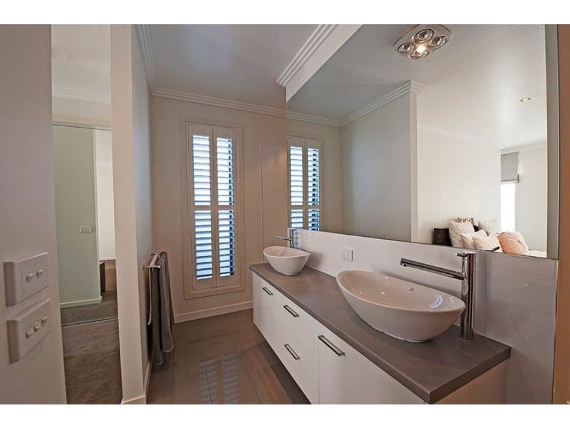 11 Redgum Street, Swan Hill VIC 3585