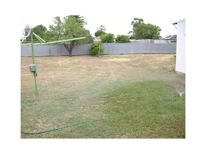 26 Park Road, Kerang VIC 3579