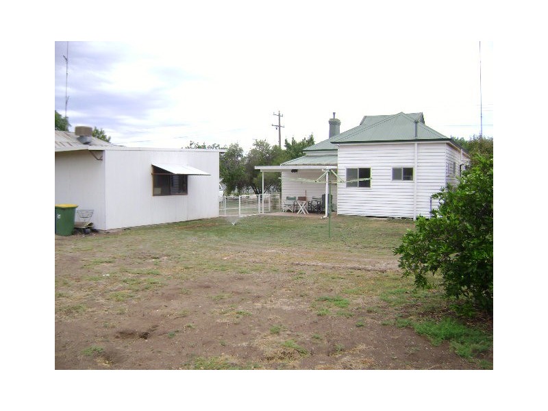 26 Park Road, Kerang VIC 3579