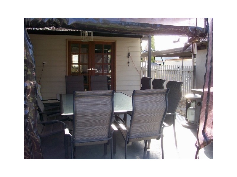 9 Barooga St, Berrigan NSW 2712