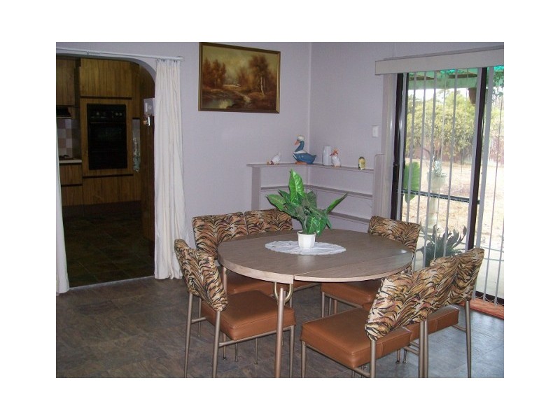 62 Buller St, Oaklands NSW 2646