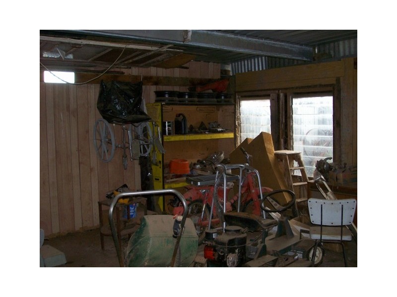 62 Buller St, Oaklands NSW 2646