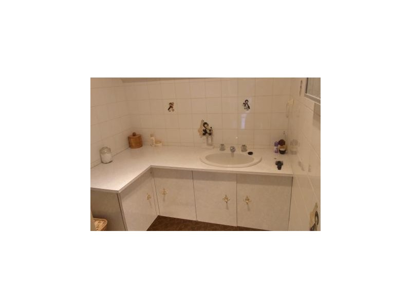 21 Madden Street, Kaniva VIC 3419