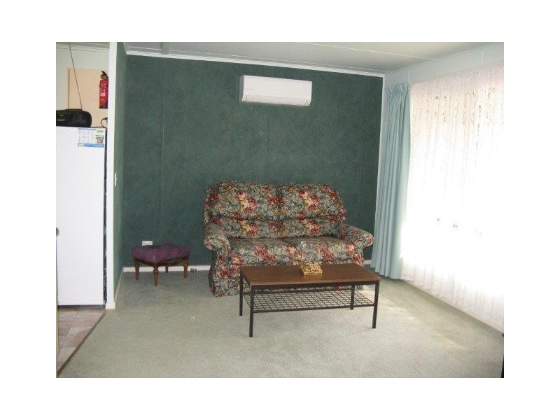 13 Robertson St, Berrigan NSW 2712
